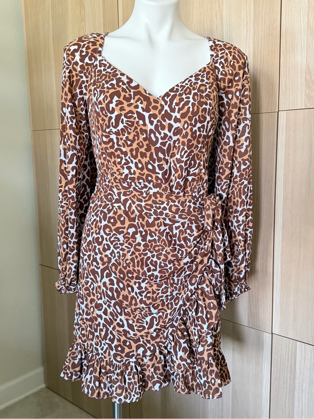 Lilly Pulitzer Brown & White Leopard Print Long Sleeve Wrap Dress Size L